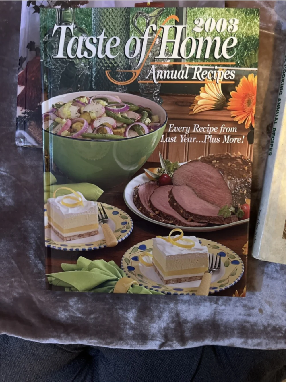 Vintage 2001 Taste Of Home’s Quick Cooking Annual Recipes Cook with MORE VTG
